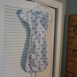 Amazing Baby Transitional Swaddle